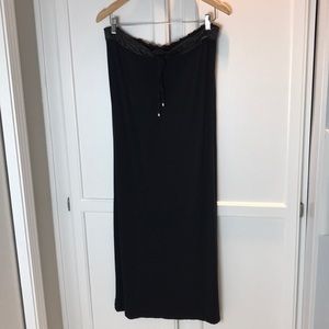 TAHARI long black skirt